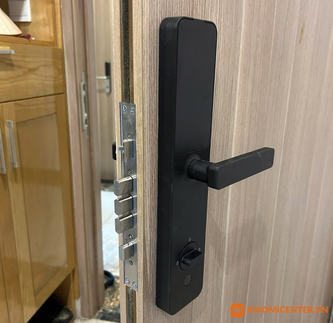 Lưu &yacute; về chế độ bảo h&agrave;nh v&agrave; dịch vụ lắp đặt kh&oacute;a v&acirc;n tay