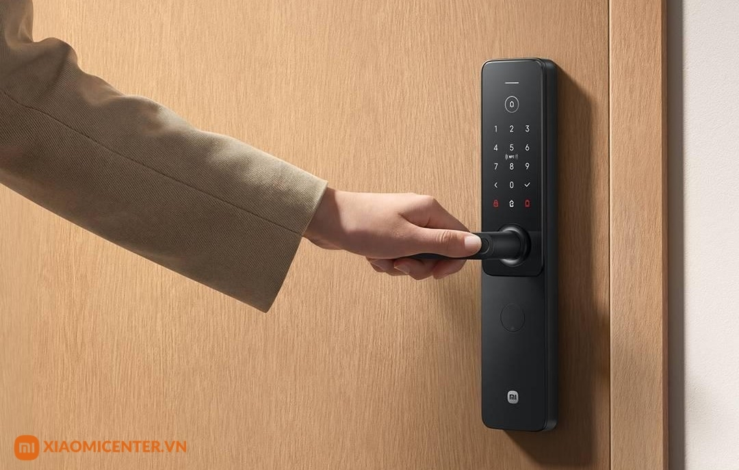 Ph&acirc;n biệt gỗ tự nhi&ecirc;n v&agrave; gỗ c&ocirc;ng nghiệp để chọn loại kh&oacute;a ph&ugrave; hợp